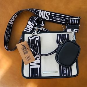 NWT Steve Madden Bwebber